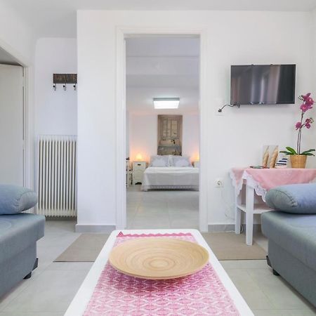Kourita Garden Apartment With Sea View Near To The Port Of Milos Adamantas  Exterior photo